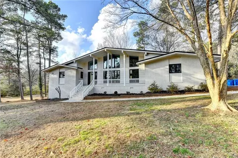 277 Hillside Dr, Winder, GA 30680