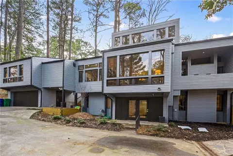 1008 Mcconnell Dr, Decatur, GA 30033