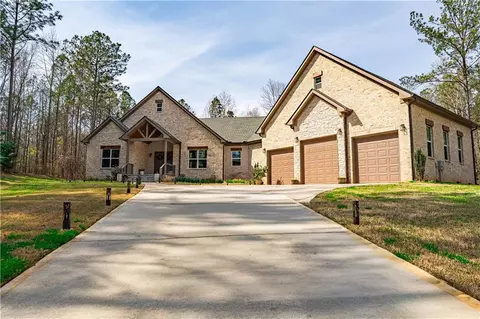 1206 Primrose Ln, Pendergrass, GA 30567