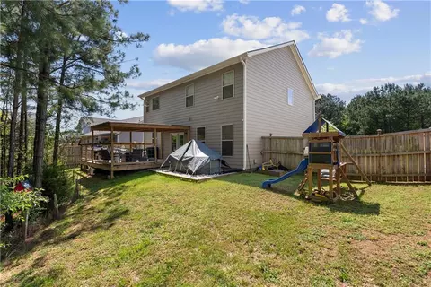 Exterior - 405 Crowley Dr, Calhoun, GA 30701 photo 5 of 5