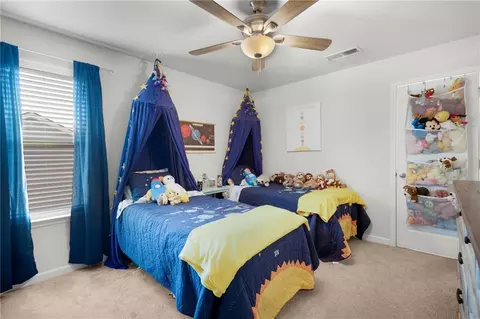 Bedroom - 405 Crowley Dr, Calhoun, GA 30701 photo 5 of 5