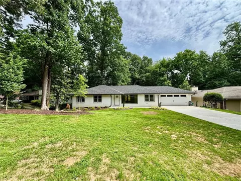 1759 Wilmont Dr NE, Atlanta, GA 30329