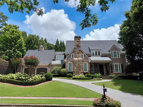 185 Trimble Crest Dr, Atlanta, GA 30342