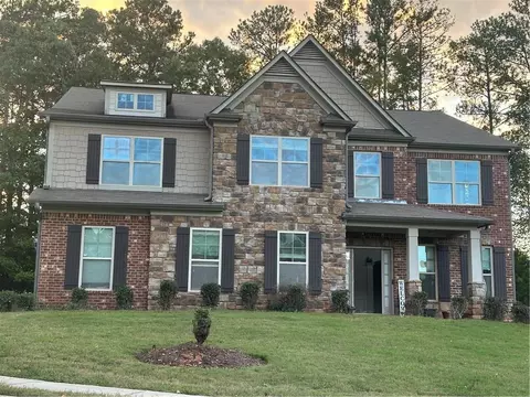 2304 Northglenn Ct, Conyers, GA 30013