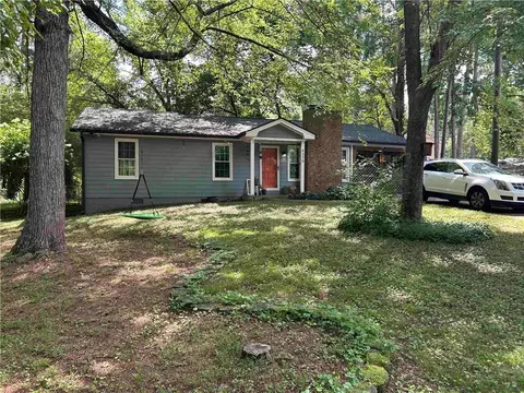 4320 Cary Dr, Snellville, GA 30039