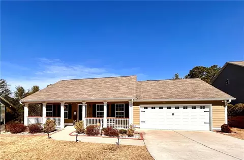 94 Heather Ln, Commerce, GA 30529