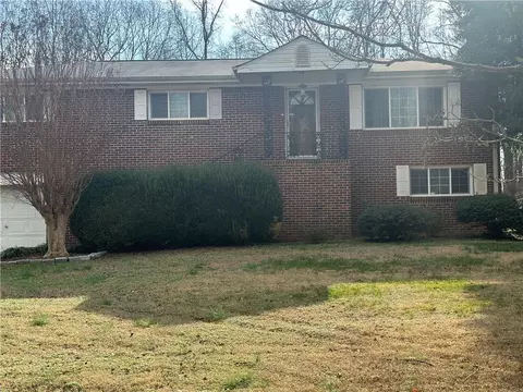 1915 Cox Dr, Austell, GA 30168