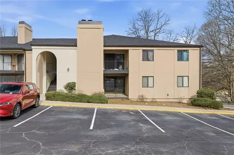605 Candler St #B15, Gainesville, GA 30501