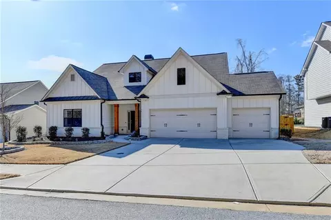 64 Jolly Trl, Hoschton, GA 30548