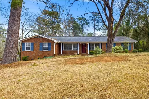 2791 Crestline Dr, Macon, GA 31204
