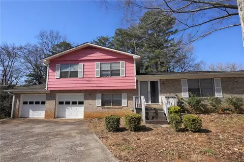 3919 Bressler Cir, Decatur, GA 30035