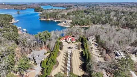 6525 Garrett Rd, Buford, GA 30518