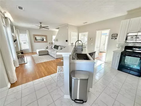 Kitchen - 4500 Millerbrook Ct, Duluth, GA 30096 photo 5 of 6