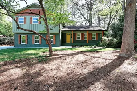 2538 Three Bars Dr, Grayson, GA 30017