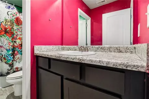 Bath - 411 Toronto Cir, Hampton, GA 30228 photo 2 of 2