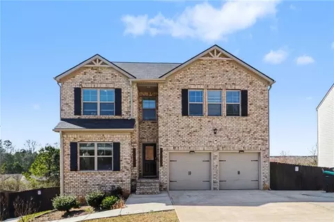 411 Toronto Cir, Hampton, GA 30228