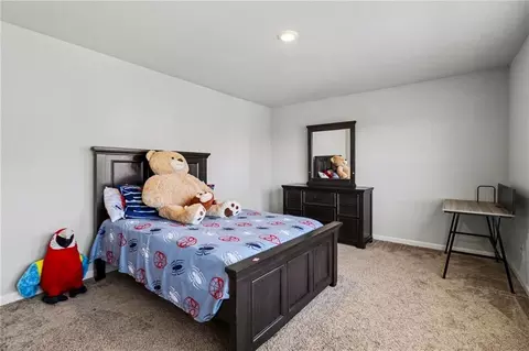 Bedroom - 411 Toronto Cir, Hampton, GA 30228 photo 2 of 8