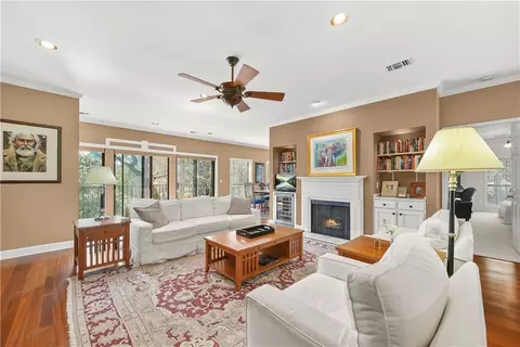 3071 Lenox Rd NE #19, Atlanta, GA 30324