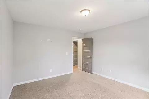 Bedroom - 91 Richmond Dr, Lagrange, GA 30240 photo 3 of 7