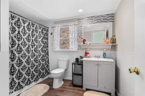 Bath - 51 First St, Trion, GA 30753 photo 1 of 1