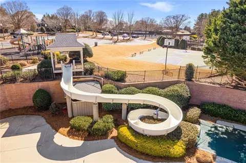 Exterior - 731 Hexham Ct, Suwanee, GA 30024 photo 6 of 9