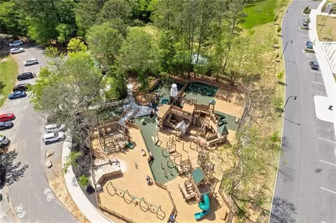 View/Area - 731 Hexham Ct, Suwanee, GA 30024 photo 4 of 5