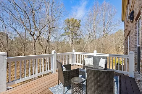 Exterior - 731 Hexham Ct, Suwanee, GA 30024 photo 2 of 10