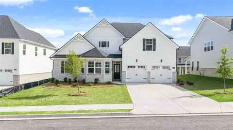 13286 Tolstoy Dr, Covington, GA 30014