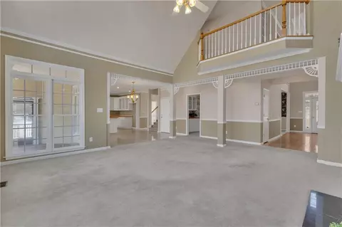 Living - 12328 Edgewater Dr, Hampton, GA 30228 photo 5 of 9