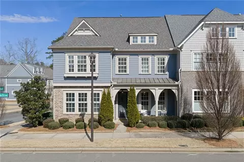 228 Dawson Dr, Woodstock, GA 30188