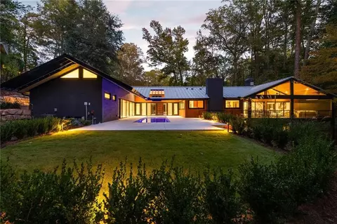 585 Amberidge Trl, Atlanta, GA 30328