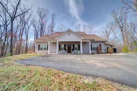 39 Karaghan Trl, Dawsonville, GA 30534