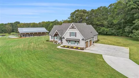 533 Buffalo Creek Rd, Carrollton, GA 30117