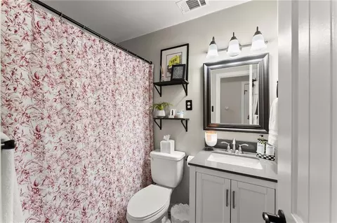 Bath - 3635 Admiral Dr, Chamblee, GA 30341 photo 3 of 3