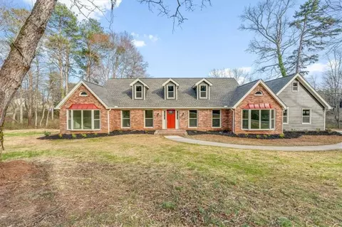 3733 Mill Glen Dr, Douglasville, GA 30135