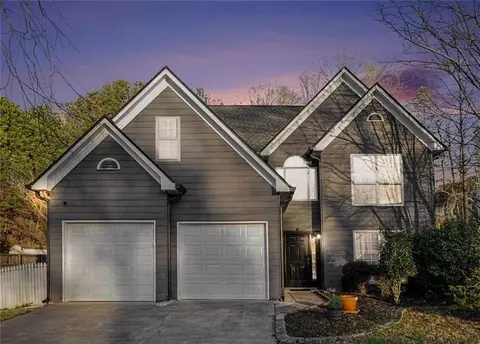 964 Pointers Way, Lawrenceville, GA 30043