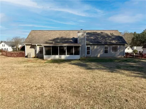 Exterior - 130 Berkshire Dr, Covington, GA 30016 photo 2 of 6