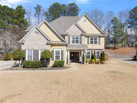 3713 Golden Ive Dr, Buford, GA 30519