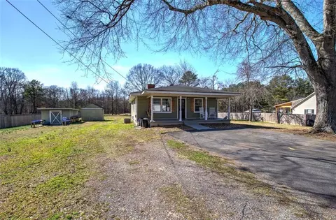 92 SW S Avery Rd SW, Rome, GA 30165