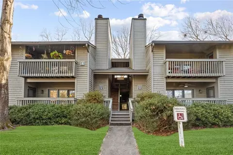 414 Tuxworth Cir, Decatur, GA 30033