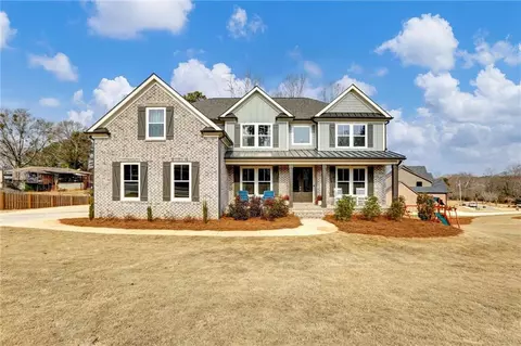 6108 Hutchins Dr, Buford, GA 30518