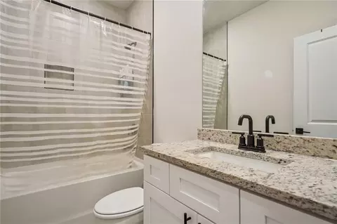 Bath - 3964 Saddle Bag Ct, Dacula, GA 30019 photo 1 of 1