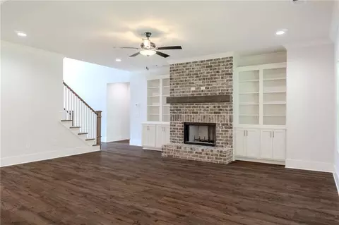Living - 1425 Willowbend Pl, Monroe, GA 30655 photo 3 of 5
