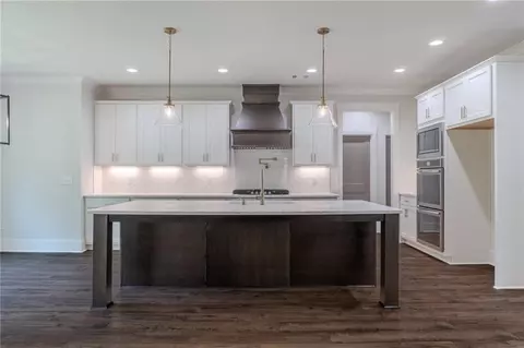 Kitchen - 1425 Willowbend Pl, Monroe, GA 30655 photo 1 of 5