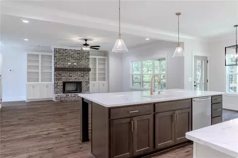 Living - 1425 Willowbend Pl, Monroe, GA 30655 photo 5 of 5