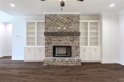Living - 1425 Willowbend Pl, Monroe, GA 30655 photo 4 of 5