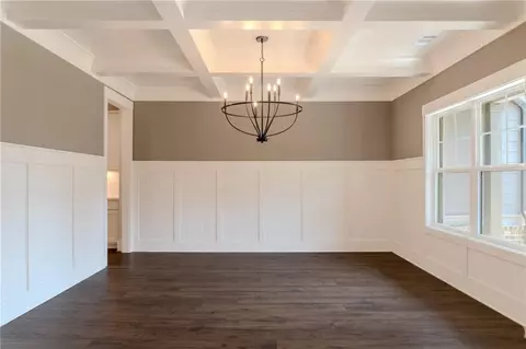 Living - 1425 Willowbend Pl, Monroe, GA 30655 photo 1 of 5