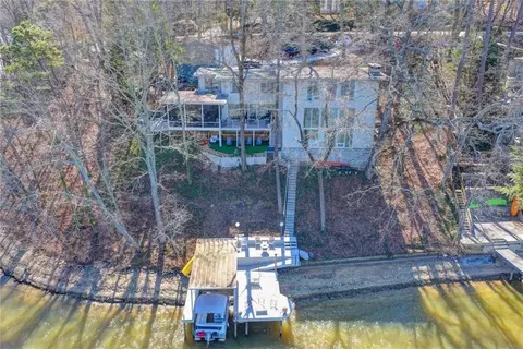 40 Lakeshore Dr, Berkeley Lake, GA 30096
