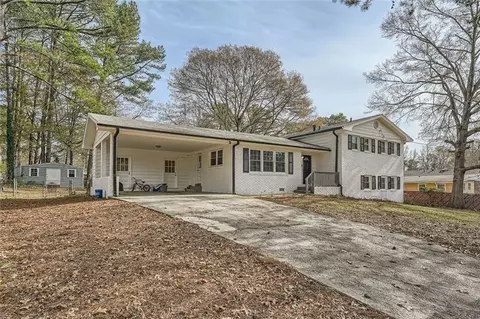 4809 Hemlock Dr SW, Austell, GA 30106