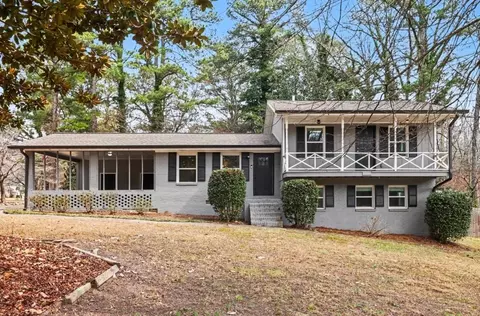 778 Creek View Dr, Lawrenceville, GA 30044